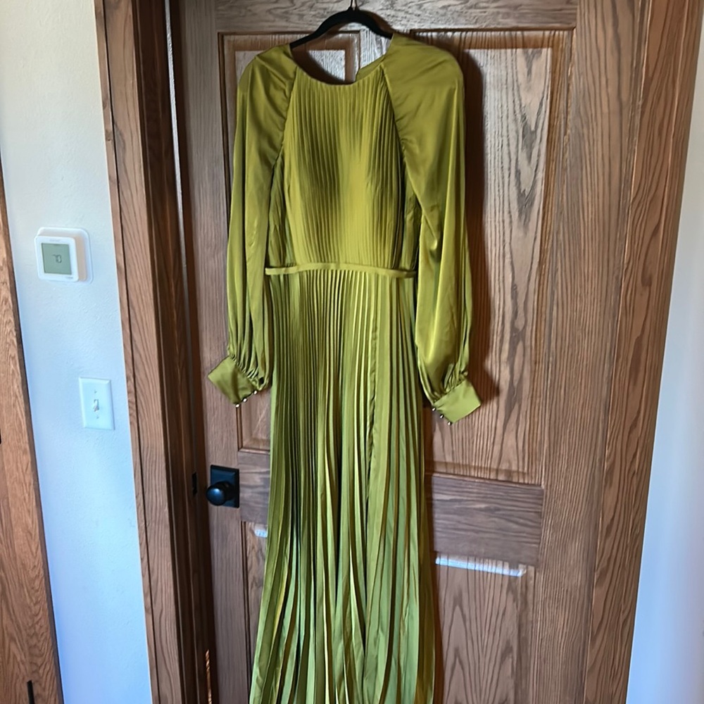Ieena by Mac Duggal 26590 size 8 **READ